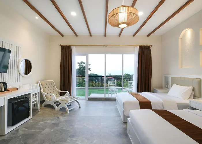 Flamingo Aquila 3*