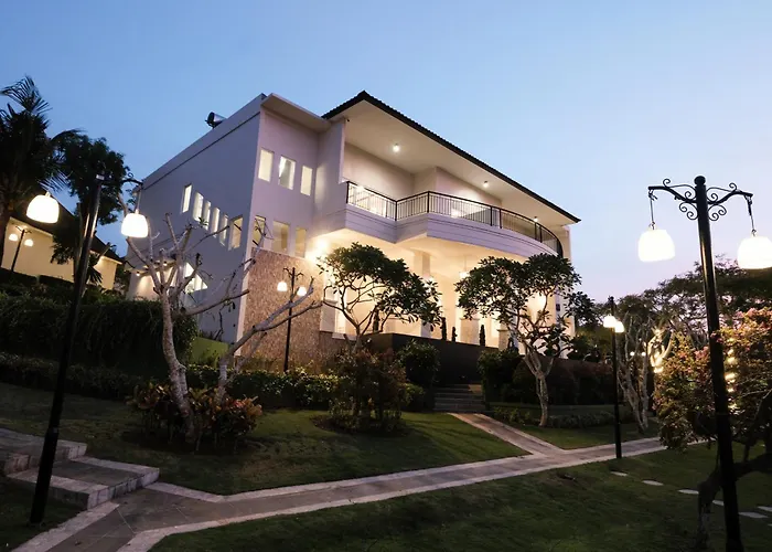 Flamingo Aquila 3* Uluwatu