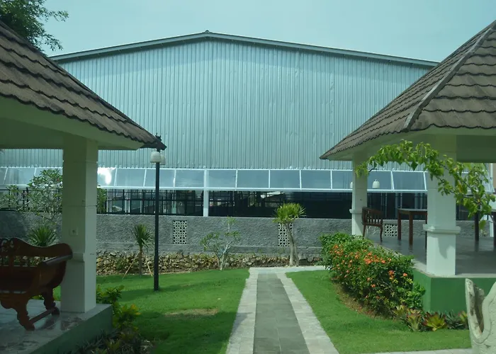 Flamingo Aquila Hotel